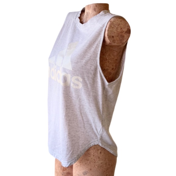 Sleeveless Logo Activewear - Picture 3 of 8